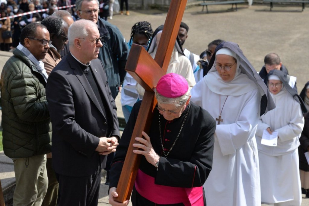 Chemin de croix de Montmartre 2023. © Marie-Christine Bertin / Diocèse de Paris.
