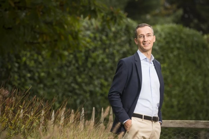 PIERRE-ÉDOUARD STÉRIN ET SON INTERNAT CATHOLIQUE MENACÉ